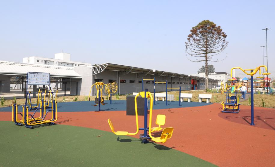 Ratinho Junior inaugura novo terminal metropolitano de São José dos Pinhais