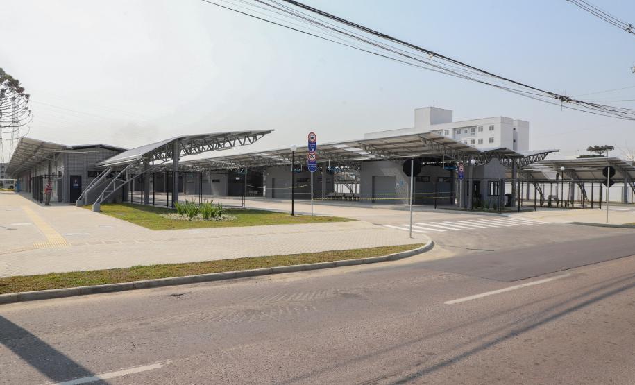 Ratinho Junior inaugura novo terminal metropolitano de São José dos Pinhais