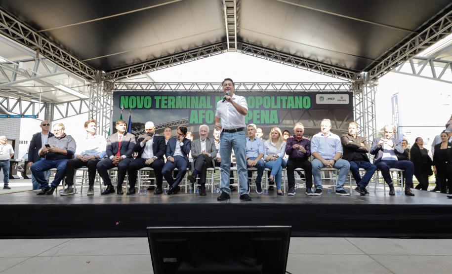 Ratinho Junior inaugura novo terminal metropolitano de São José dos Pinhais