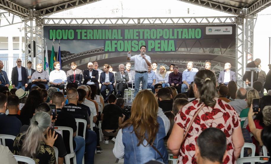 Ratinho Junior inaugura novo terminal metropolitano de São José dos Pinhais