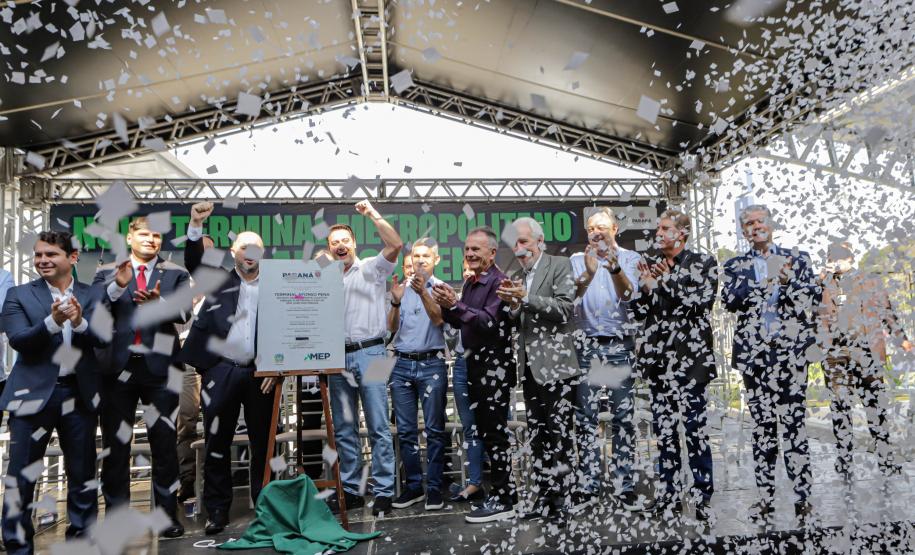 Ratinho Junior inaugura novo terminal metropolitano de São José dos Pinhais