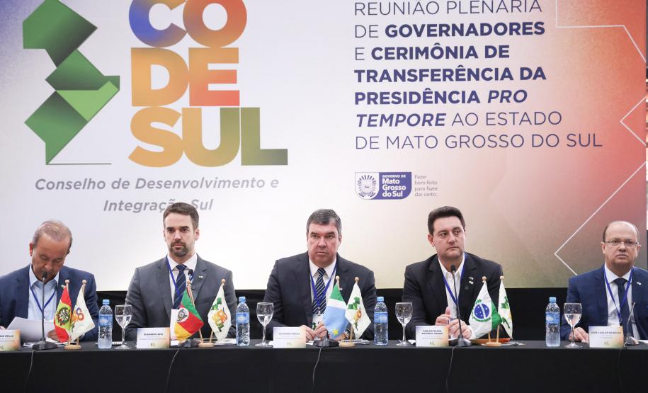 O governador Carlos Massa Ratinho Junior participou nesta quinta-feira (1º) da reunião do Conselho de Desenvolvimento e Integração Sul (Codesul), em Campo Grande (MS).