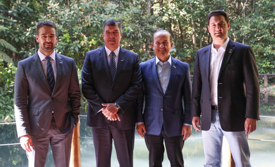 O governador Carlos Massa Ratinho Junior participou nesta quinta-feira (1º) da reunião do Conselho de Desenvolvimento e Integração Sul (Codesul), em Campo Grande (MS).