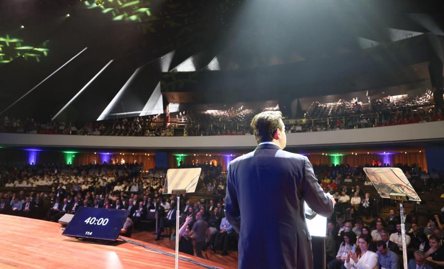 O governador Carlos Massa Ratinho Junior defendeu que o Paraná continue a explorar as suas potencialidades como um dos grandes produtores de alimento em escala global para continuar a promover o desenvolvimento socioeconômico do Estado.