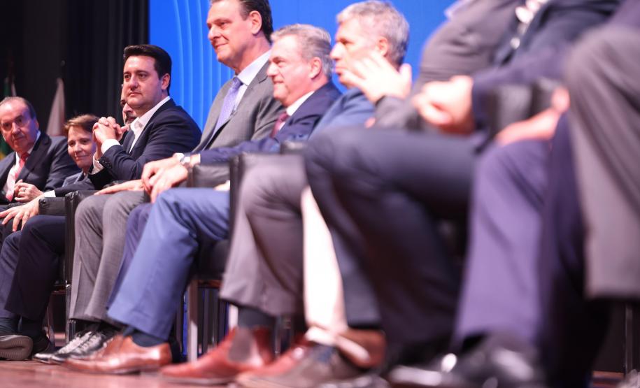 O governador Carlos Massa Ratinho Junior defendeu que o Paraná continue a explorar as suas potencialidades como um dos grandes produtores de alimento em escala global para continuar a promover o desenvolvimento socioeconômico do Estado.
