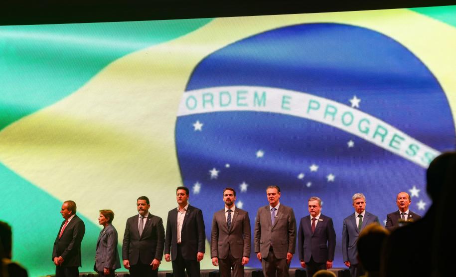 O governador Carlos Massa Ratinho Junior defendeu que o Paraná continue a explorar as suas potencialidades como um dos grandes produtores de alimento em escala global para continuar a promover o desenvolvimento socioeconômico do Estado.