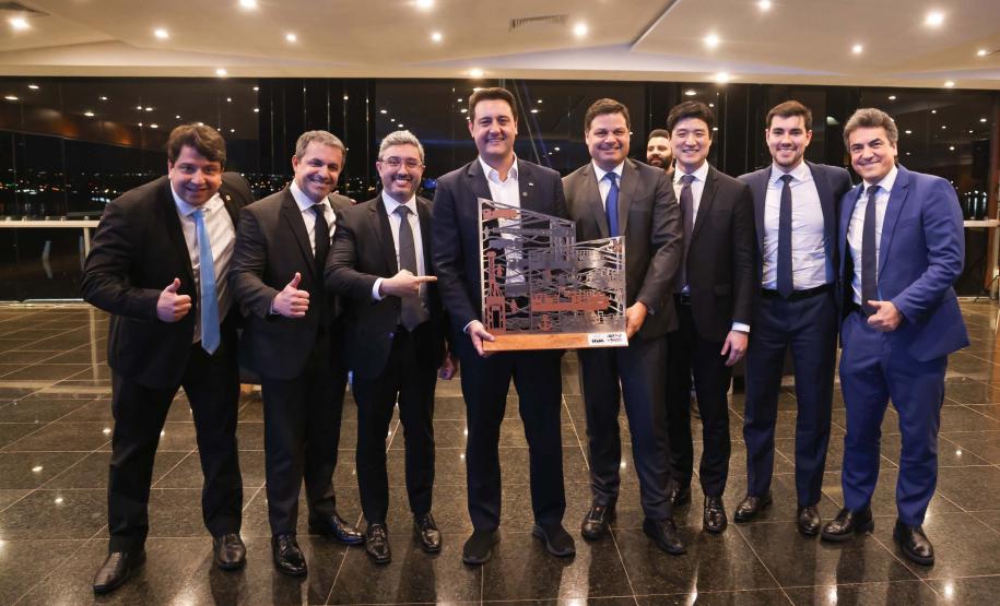 A Portos do Paraná conquistou pela quinta vez consecutiva o prêmio de melhor gestão portuária do País. O título foi recebido durante a 5ª edição Portos + Brasil, realizada nesta quarta-feira (07), em Brasília. A honraria é considerada a mais importante entre os portos públicos e homenageia as empresas com excelentes práticas de gestão portuária