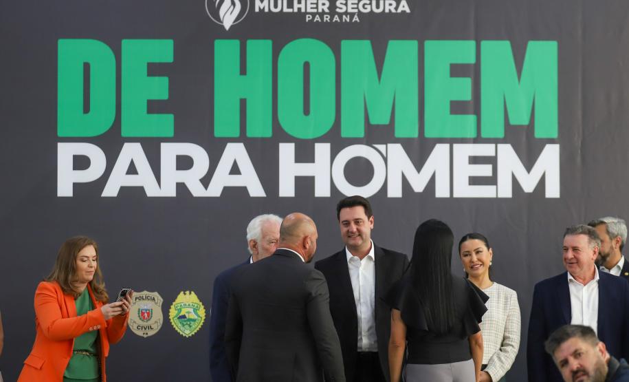 Governador lança projeto de conscientização masculina para combater violência contra a mulher