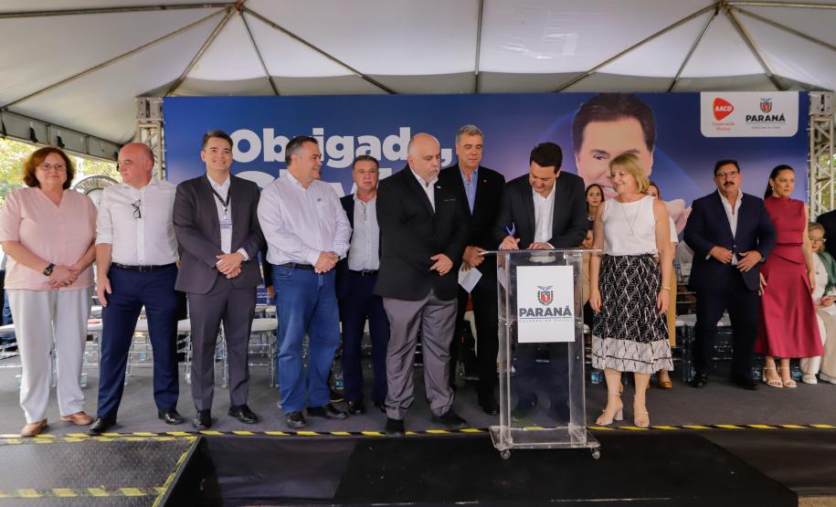 Em parceria com AACD, governador anuncia Complexo de Reabilitação Silvio Santos