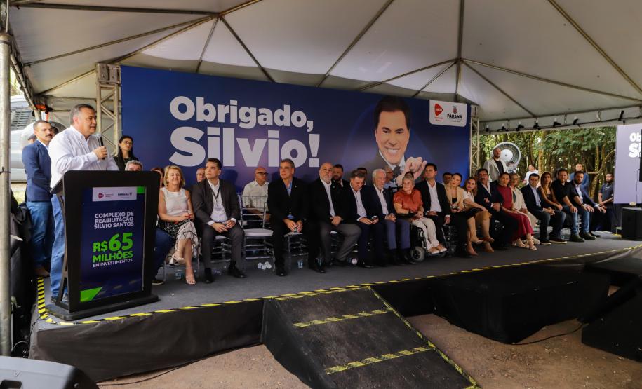 Em parceria com AACD, governador anuncia Complexo de Reabilitação Silvio Santos