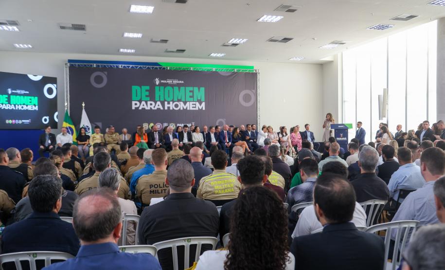 Governador lança projeto de conscientização masculina para combater violência contra a mulher