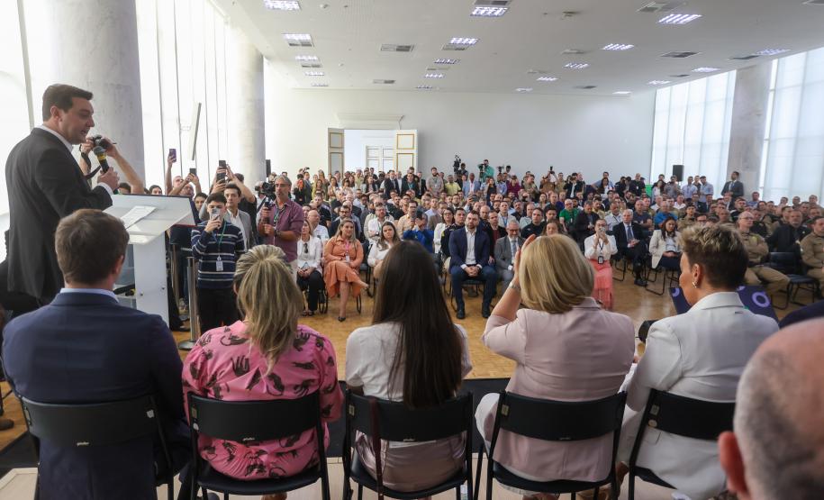 Governador lança projeto de conscientização masculina para combater violência contra a mulher