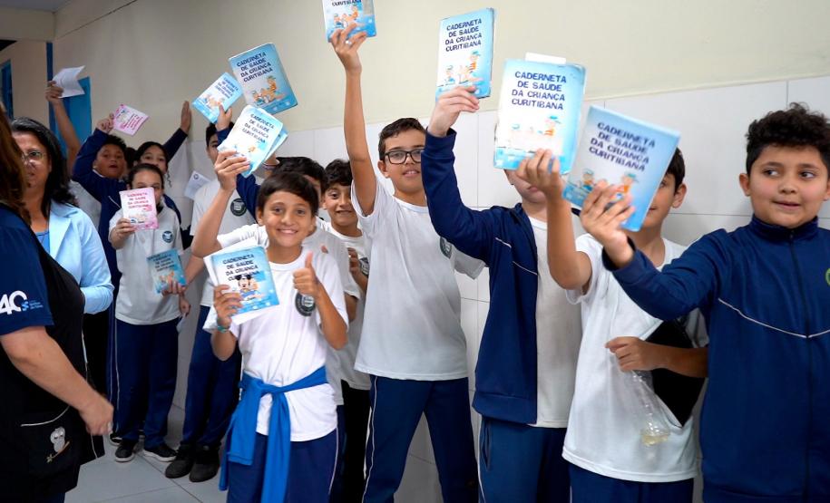 Força-tarefa de vacinação nas escolas é concluída com 292,6 mil doses aplicadas