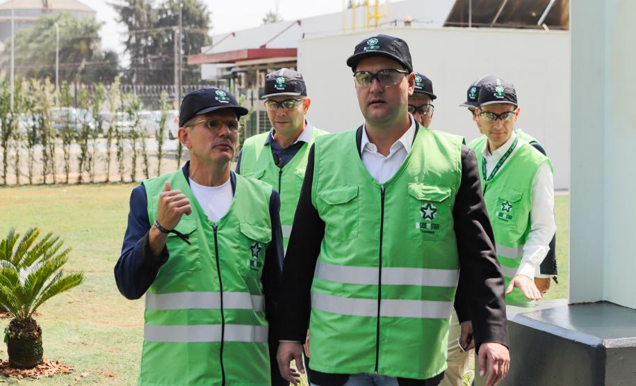 Ponta Grossa, 12 de setembro de 2024 - O governador Carlos Massa Ratinho Junior visita a fábrica da Heineken.