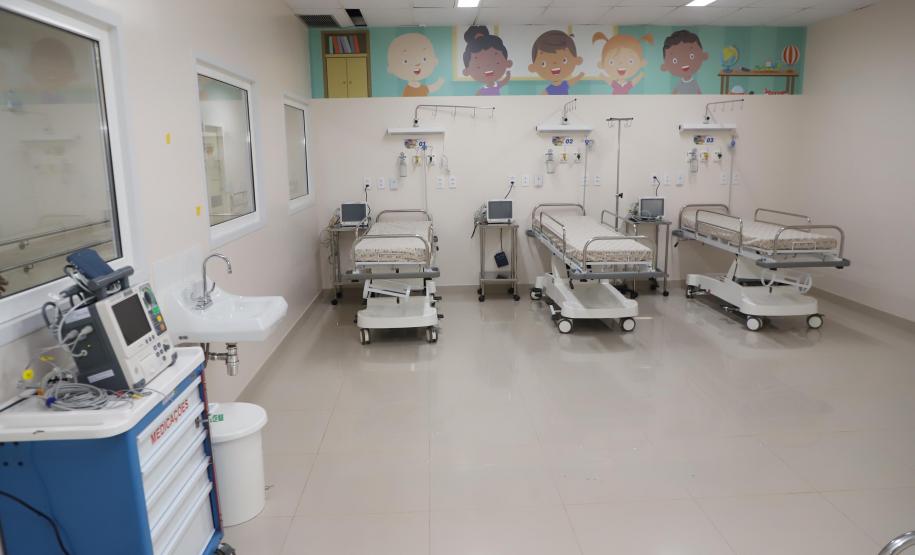 O governador Carlos Massa Ratinho Junior inaugurou nesta segunda-feira (16) o Hospital da Criança Irmã Maria Calista, de Maringá, no Noroeste do Estado.