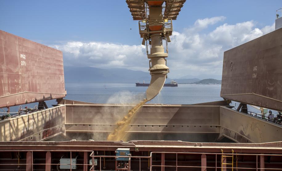 Portos do Paraná é destaque entre as 1.000 maiores empresas do Brasil