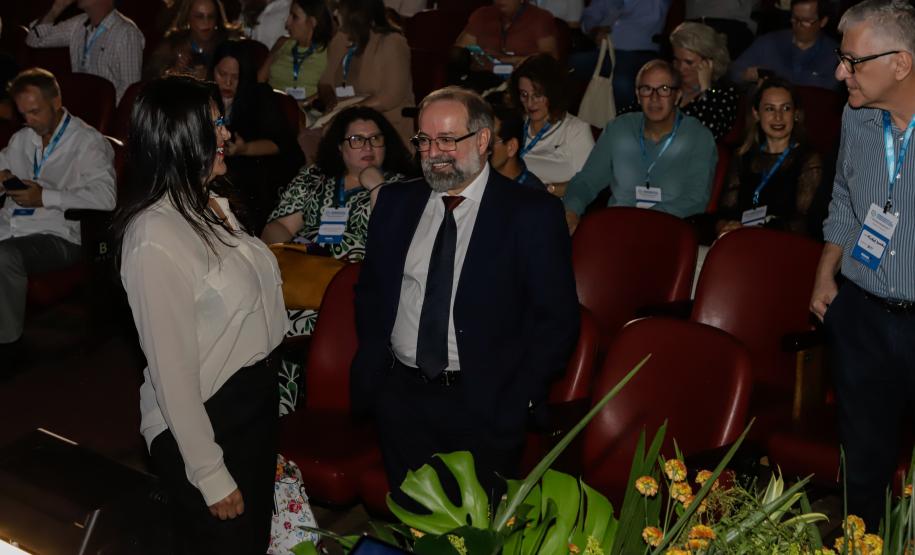 Estado viabiliza com o Google qualificação em IA para alunos das universidades estaduais