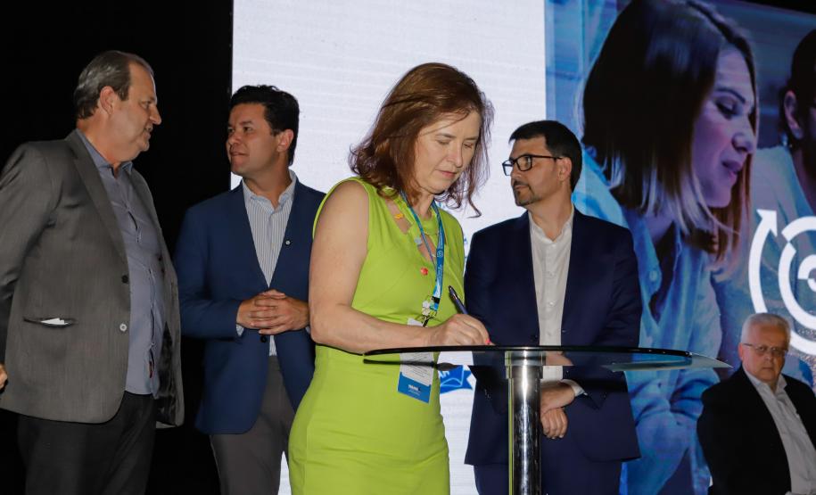 Estado viabiliza com o Google qualificação em IA para alunos das universidades estaduais