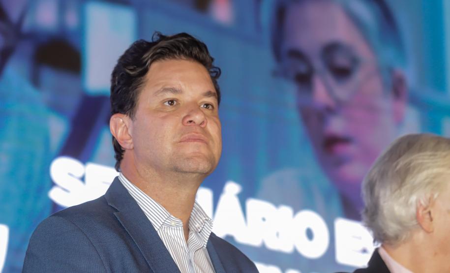 Estado viabiliza com o Google qualificação em IA para alunos das universidades estaduais