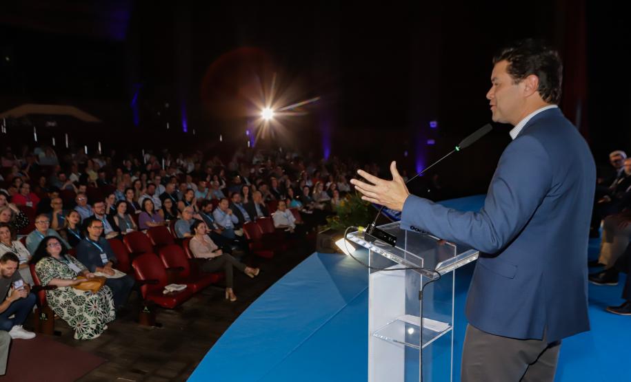 Estado viabiliza com o Google qualificação em IA para alunos das universidades estaduais