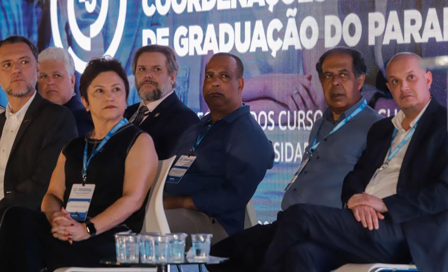 Estado viabiliza com o Google qualificação em IA para alunos das universidades estaduais