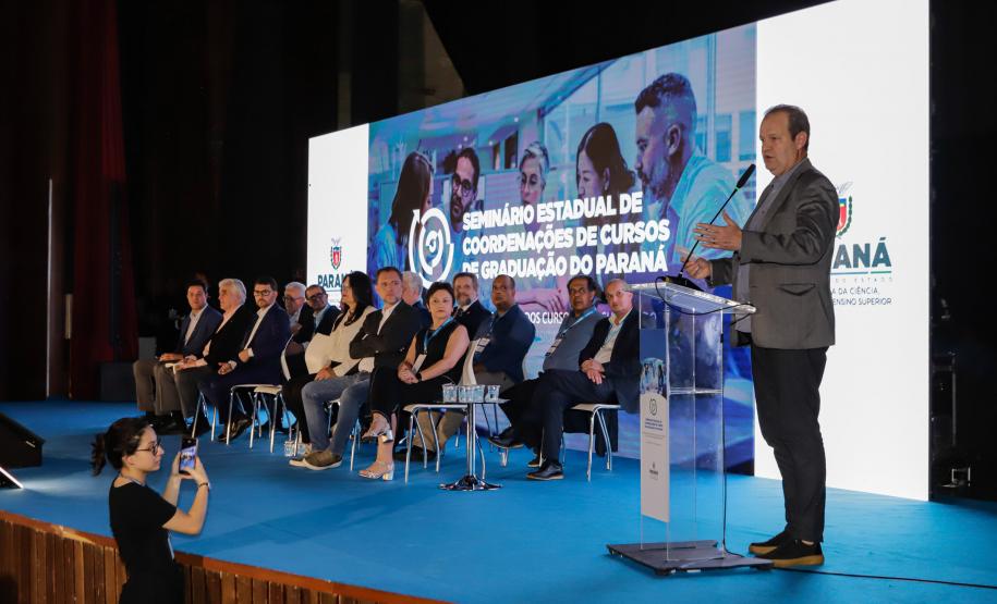 Estado viabiliza com o Google qualificação em IA para alunos das universidades estaduais