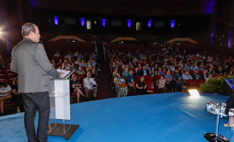 Estado viabiliza com o Google qualificação em IA para alunos das universidades estaduais