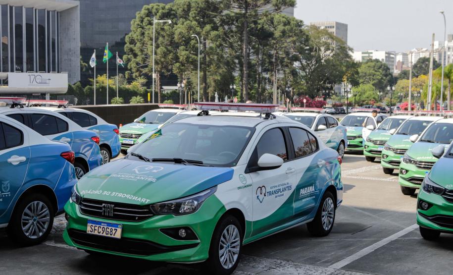 Curitiba, 23 de setembro de 2024 - O governador Carlos Massa Ratinho Junior realiza a entrega de veículos destinados ao serviço de transporte de órgãos.