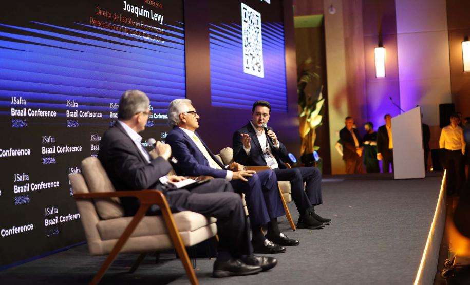 Ratinho Junior defende privatizações e concessões em evento com investidores