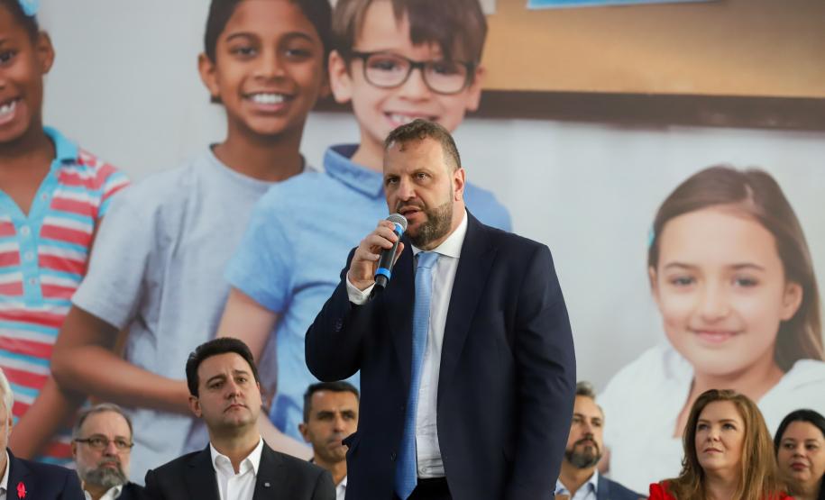 R$ 100 milhões: Governo lança maior edital de projetos voltados para crianças e adolescentes