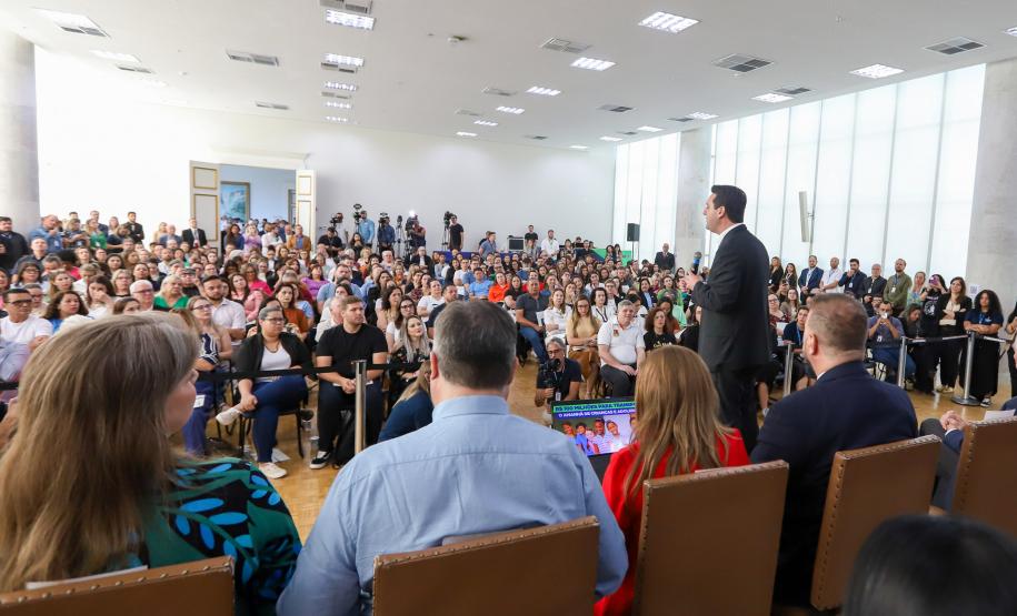 R$ 100 milhões: Governo lança maior edital de projetos voltados para crianças e adolescentes