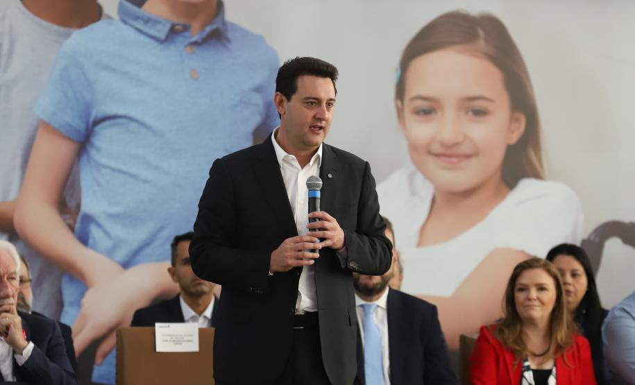 R$ 100 milhões: Governo lança maior edital de projetos voltados para crianças e adolescentes