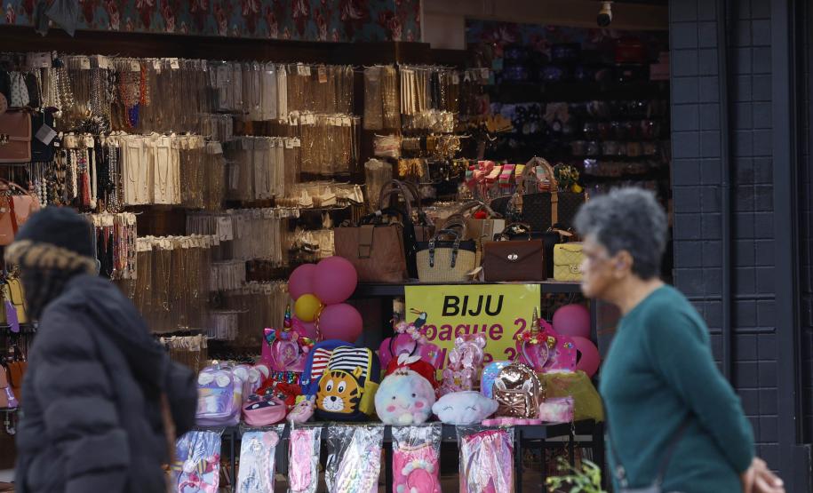 Volume de vendas do comércio do Paraná cresce 5,5% de janeiro a agosto de 2024