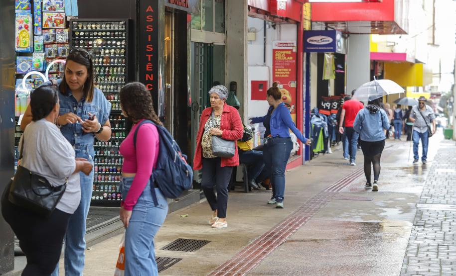 Volume de vendas do comércio do Paraná cresce 5,5% de janeiro a agosto de 2024