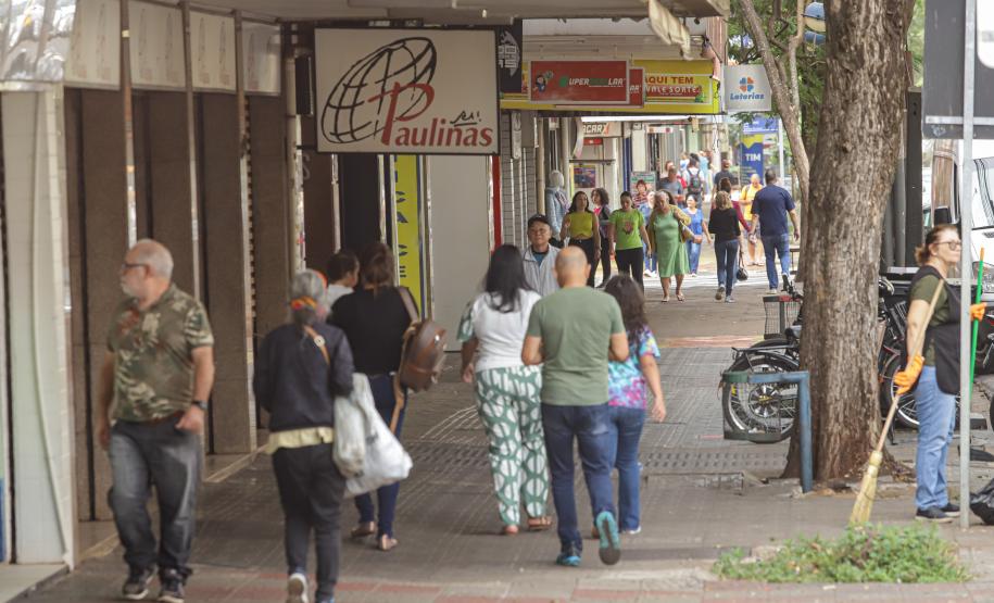 Volume de vendas do comércio do Paraná cresce 5,5% de janeiro a agosto de 2024