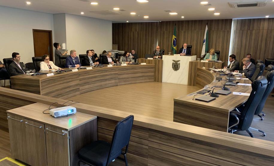 Sesa empenhou R$ 4,4 bilhões em ações e serviços de saúde, mais do que a meta do ano