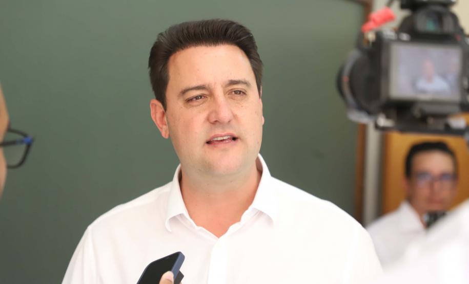 Com investimento de R$ 10 milhões, governador inaugura colégio em Mauá da Serra