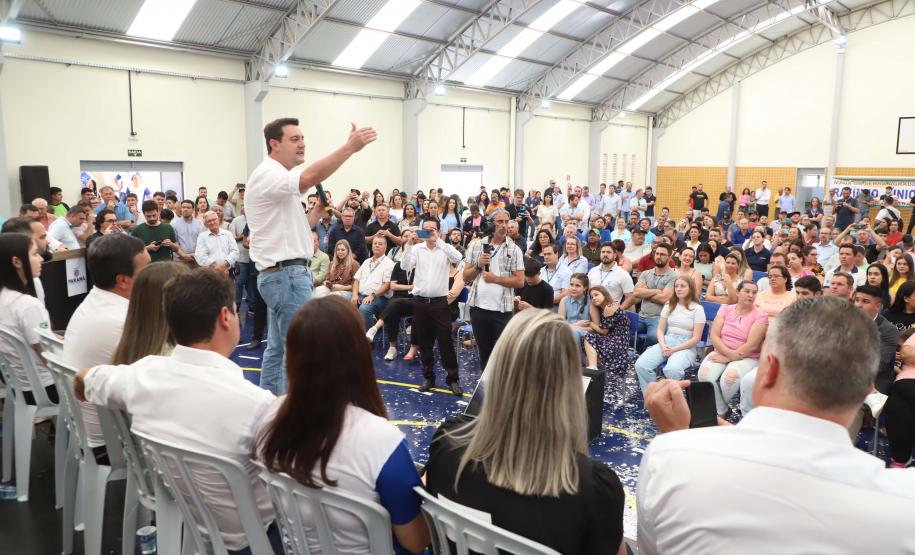 Com investimento de R$ 10 milhões, governador inaugura colégio em Mauá da Serra