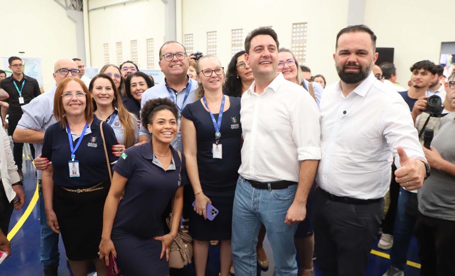 Com investimento de R$ 10 milhões, governador inaugura colégio em Mauá da Serra