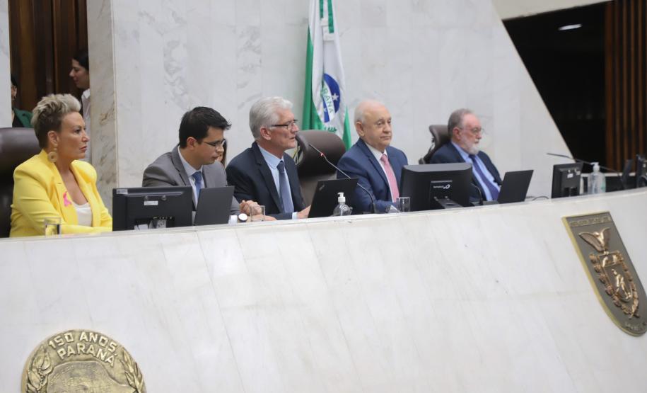 Prestação de contas: Paraná teve aumento real de 74,3% no investimento público em 2024