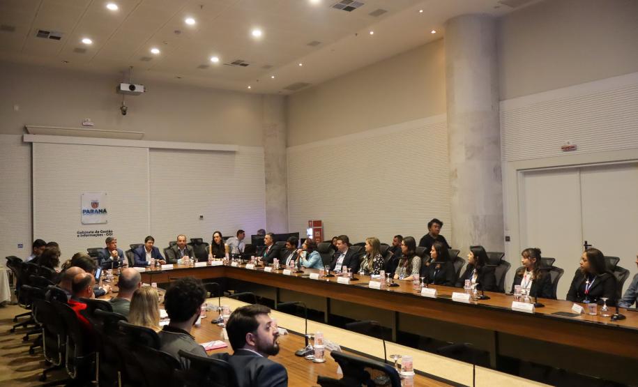 Paraná e Rio de Janeiro promovem intercâmbio de experiências em investimentos públicos
