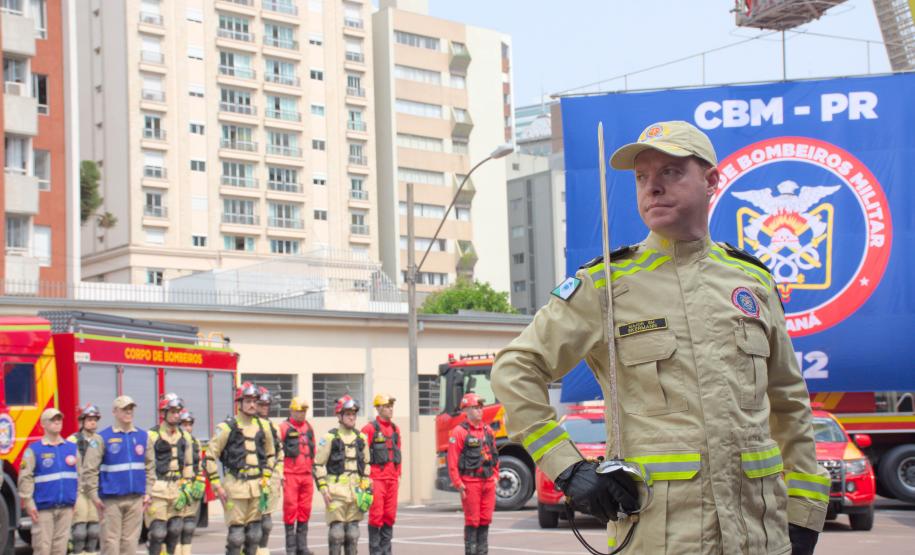Corpo de Bombeiros festeja 112 anos com homenagens e entrega de viaturas