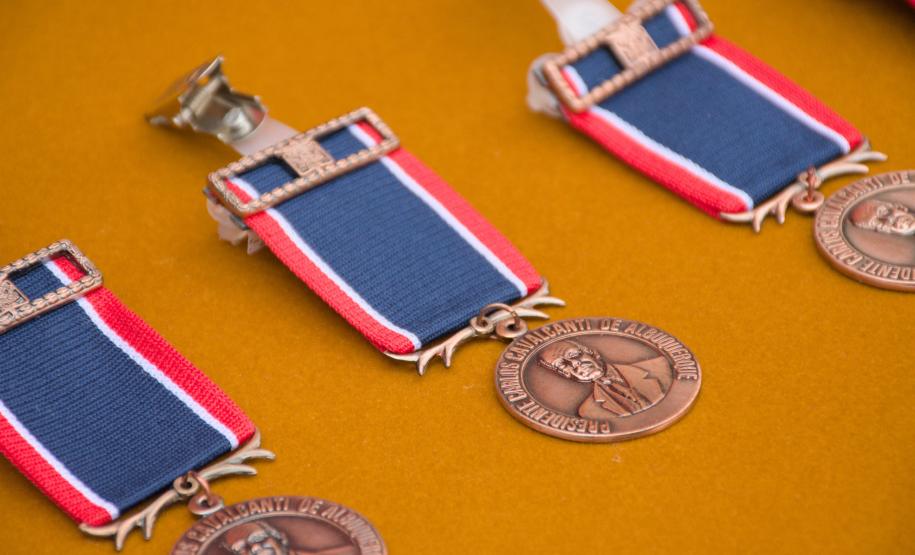 Corpo de Bombeiros festeja 112 anos com homenagens e entrega de viaturas