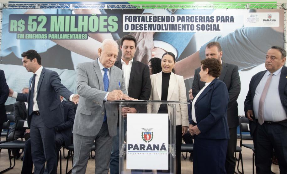 Governador anuncia R$ 52 milhões em emendas para organizações sociais