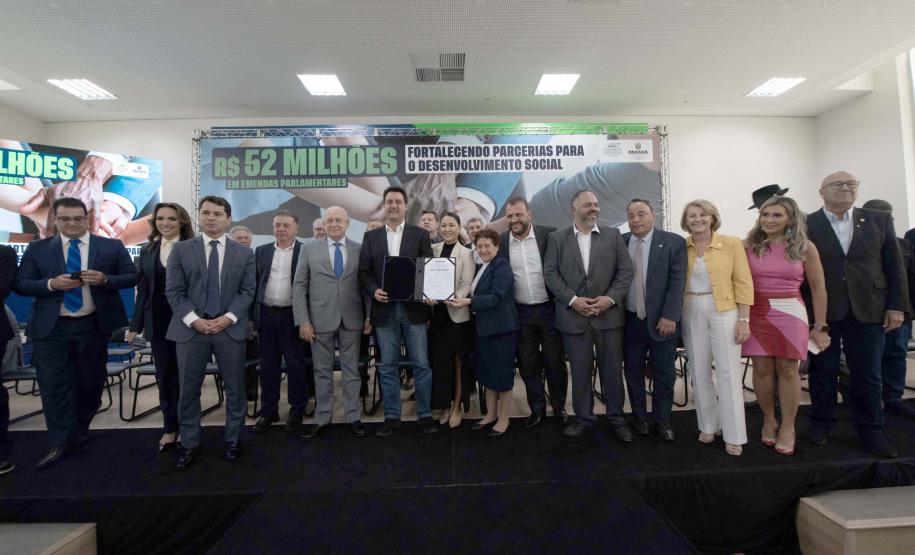 Governador anuncia R$ 52 milhões em emendas para organizações sociais