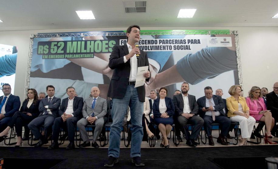 Governador anuncia R$ 52 milhões em emendas para organizações sociais