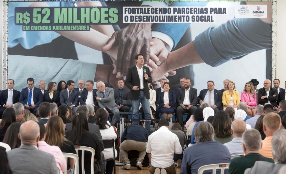 Governador anuncia R$ 52 milhões em emendas para organizações sociais