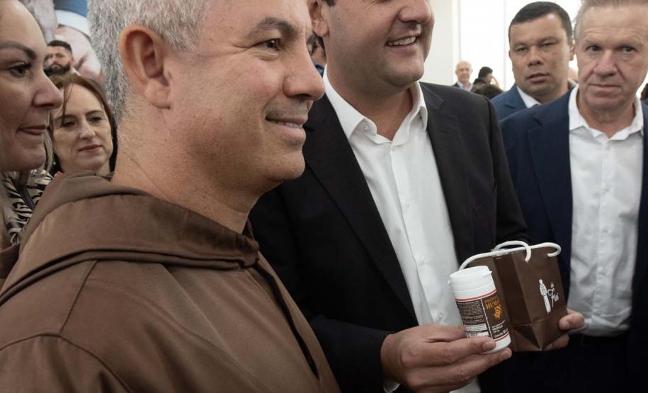 Governador anuncia R$ 52 milhões em emendas para organizações sociais