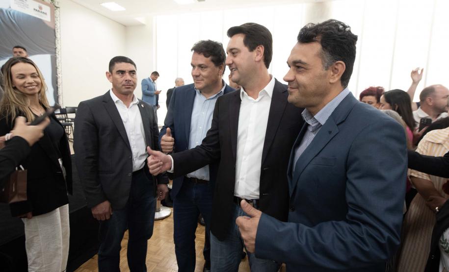 Governador anuncia R$ 52 milhões em emendas para organizações sociais