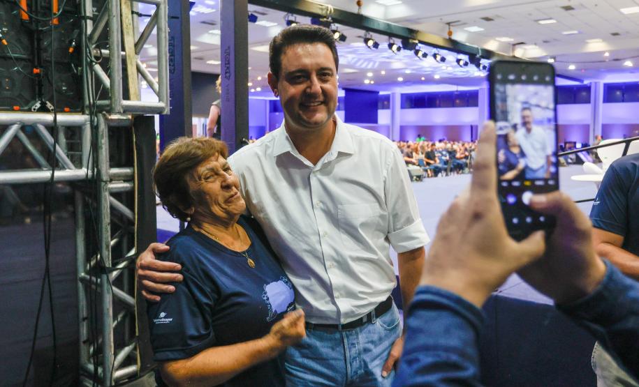 Governador Carlos Massa Ratinho participa da abertura do Encontro das Cooperativas Paranaenses.